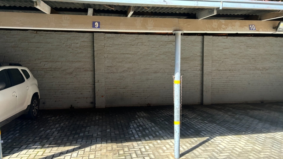 3 Bedroom Property for Sale in Bloemfontein Free State